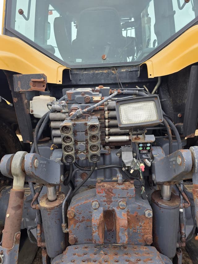 Image of Challenger CH55 equipment image 3