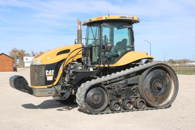 Image of Challenger MT755 equipment image 2