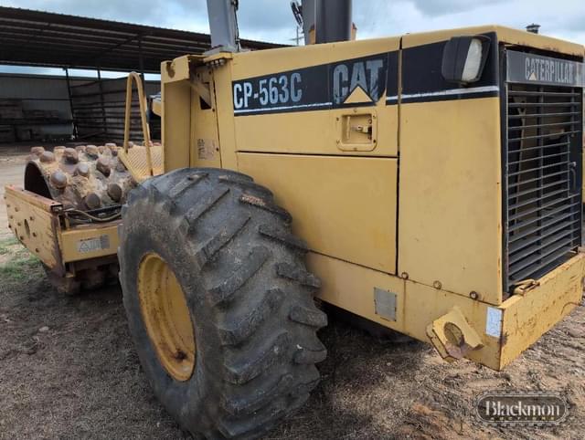Image of Caterpillar CP-563C equipment image 3