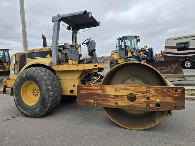 Image of Caterpillar CS-563D equipment image 1