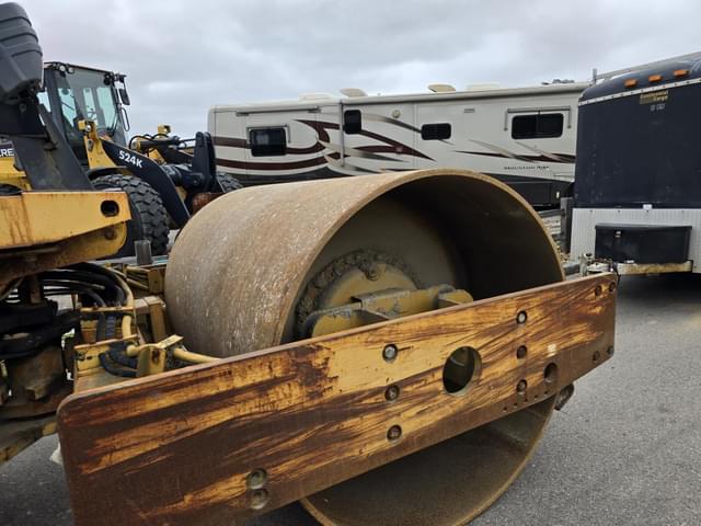 Image of Caterpillar CS-563D equipment image 2