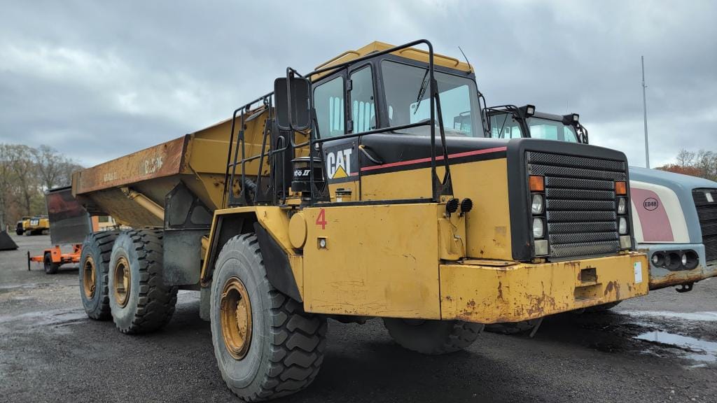 Main image Caterpillar D250EII