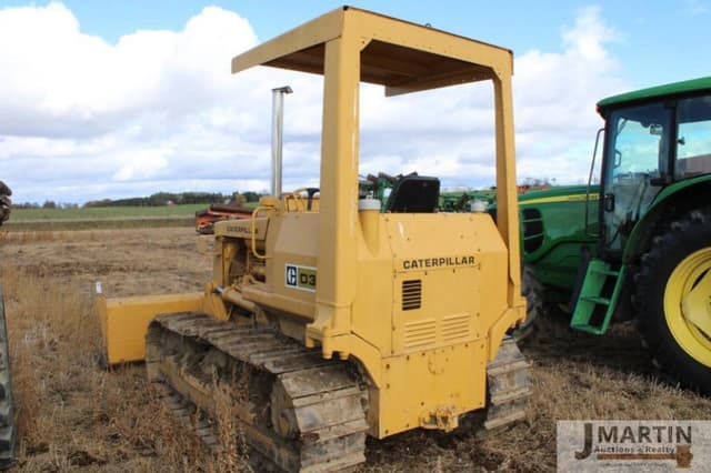 Image of Caterpillar D3 equipment image 3