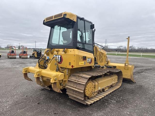 Image of Caterpillar D3 equipment image 2