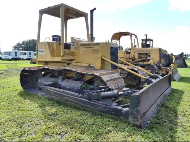 Image of Caterpillar D3B equipment image 1