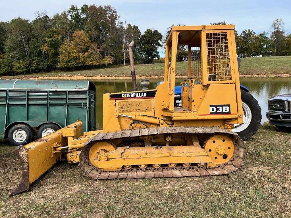 Image of Caterpillar D3B Image 0