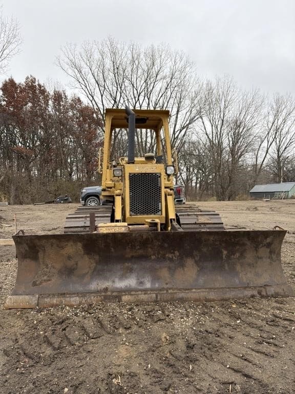 Image of Caterpillar D3C equipment image 4