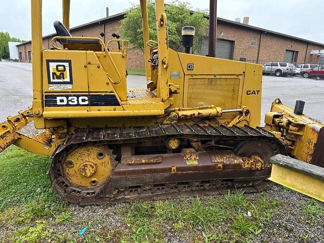 Image of Caterpillar D3C equipment image 3