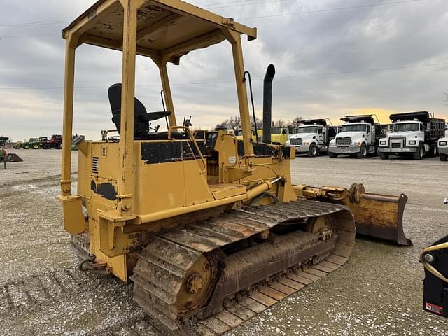 Image of Caterpillar D3C LGP equipment image 2