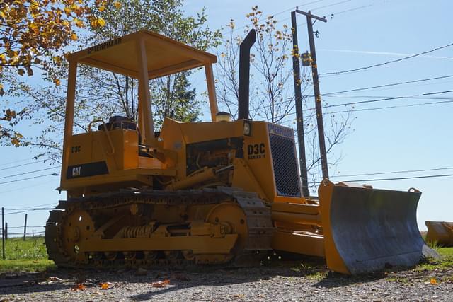 Image of Caterpillar D3C equipment image 4