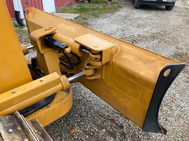 Thumbnail image Caterpillar D3C 3