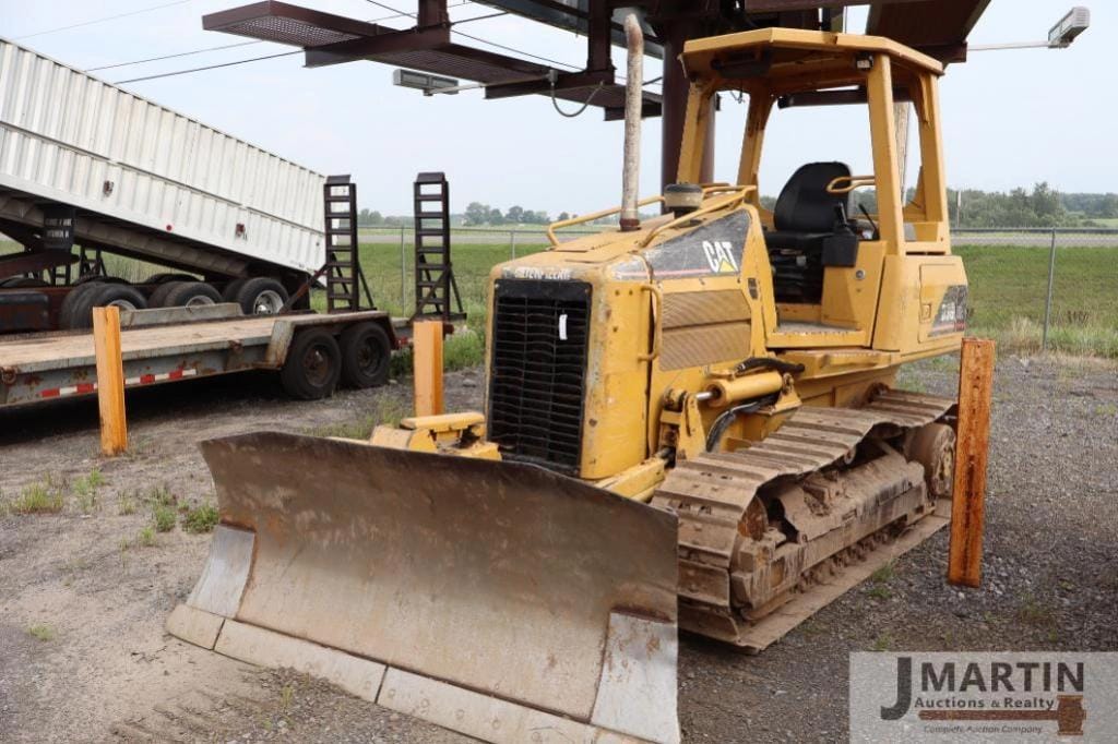 Caterpillar D3G Equipment Image0