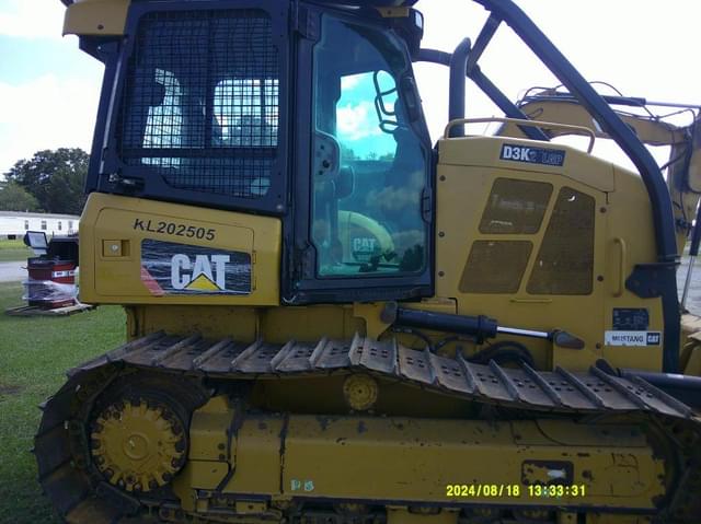 Image of Caterpillar D3K2 LGP equipment image 4