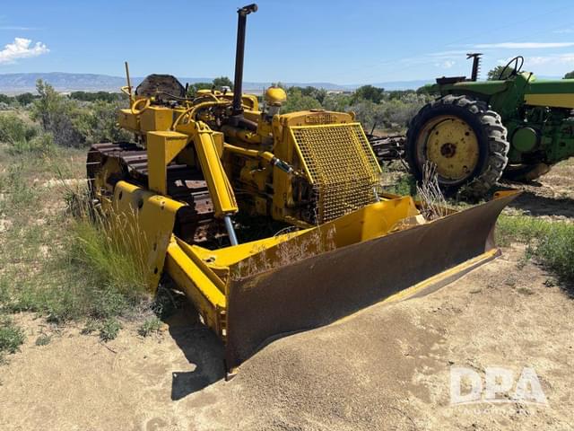 Image of Caterpillar D4 equipment image 4