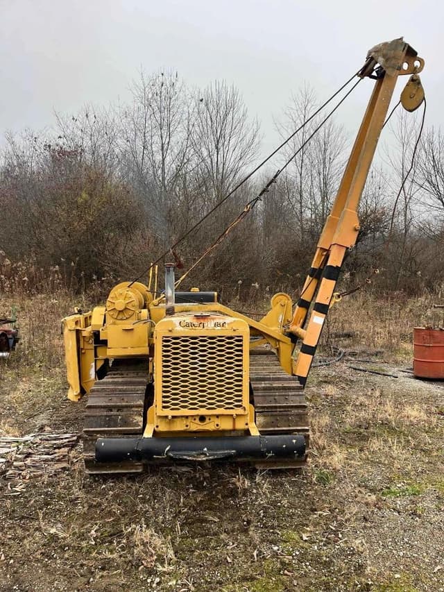 Image of Caterpillar D4 equipment image 4