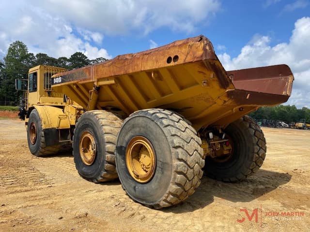 Image of Caterpillar D400D equipment image 4