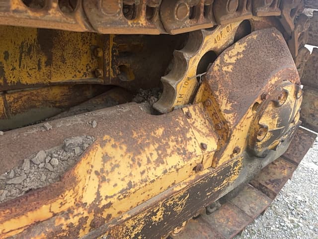 Image of Caterpillar D4E equipment image 2