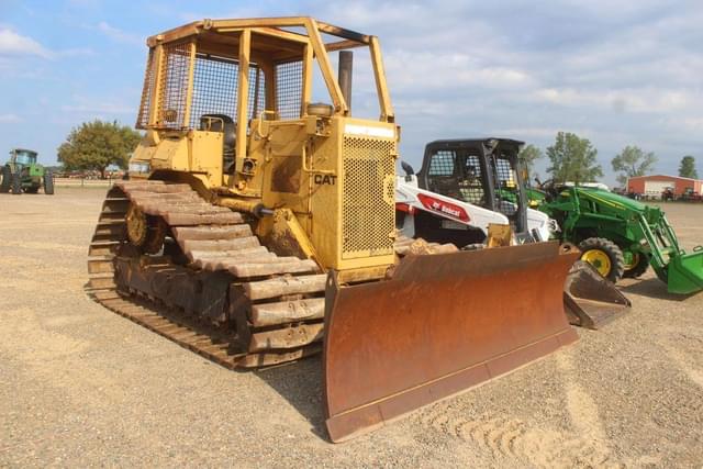 Image of Caterpillar D4H equipment image 4