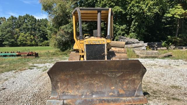Image of Caterpillar D4H equipment image 3