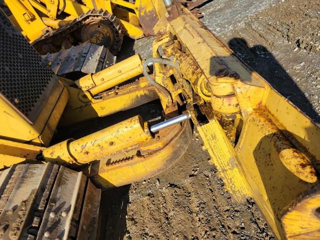 Image of Caterpillar D4H-LGP equipment image 3
