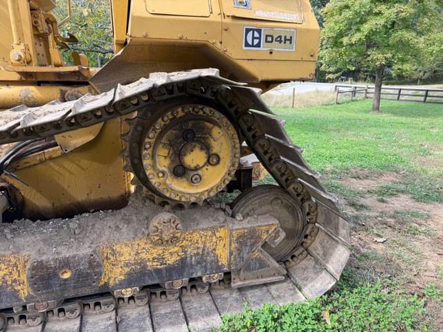 Image of Caterpillar D4H Series II equipment image 4
