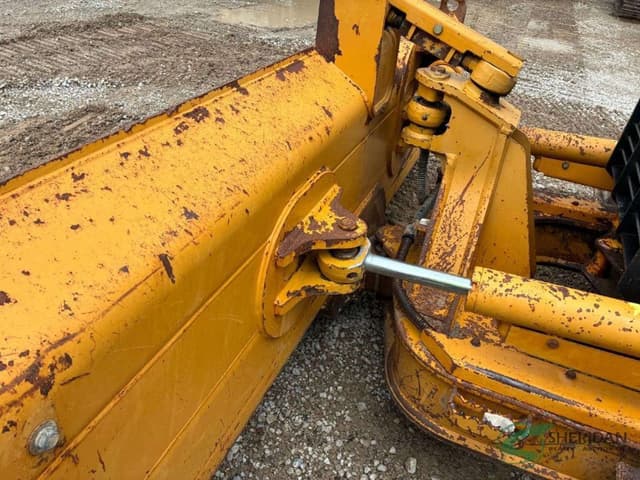 Image of Caterpillar D4K equipment image 3