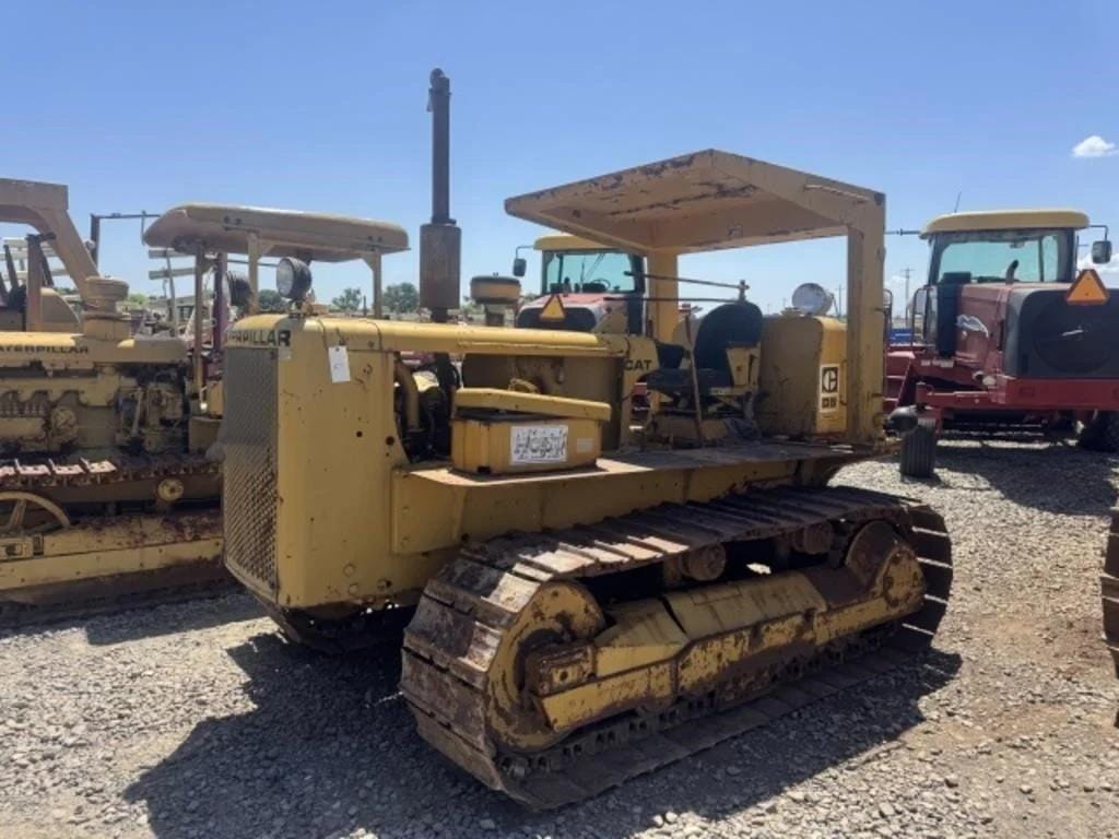 Caterpillar D5 Equipment Image0