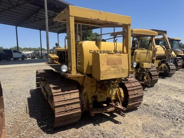 Image of Caterpillar D5 equipment image 4