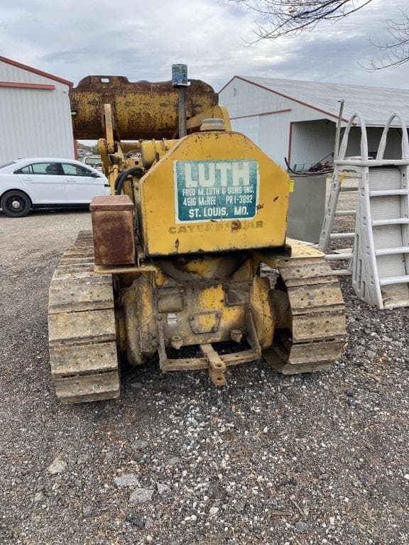 Image of Caterpillar D5 equipment image 1