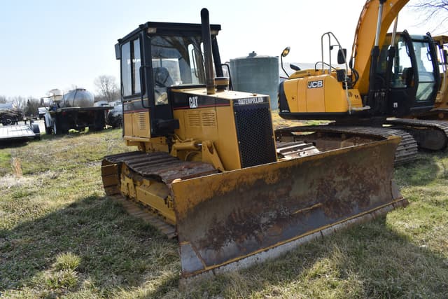 Image of Caterpillar D5C LGP equipment image 2