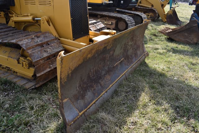 Image of Caterpillar D5C LGP equipment image 4