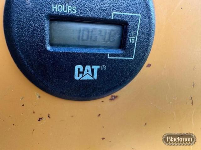 Image of Caterpillar D5G LGP equipment image 4
