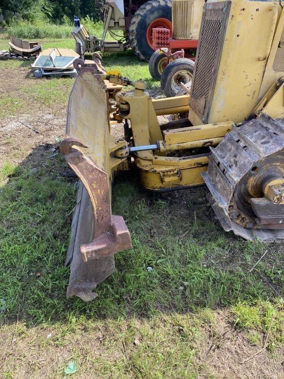 Image of Caterpillar D5G equipment image 3