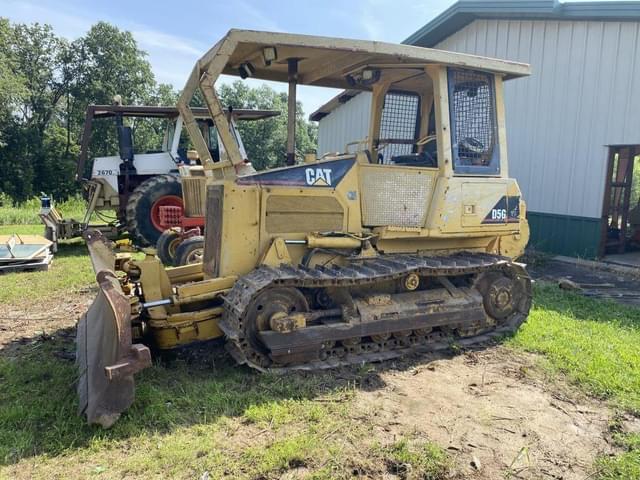 Image of Caterpillar D5G equipment image 4