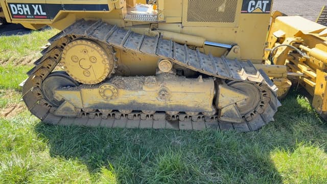 Image of Caterpillar D5HXL equipment image 4