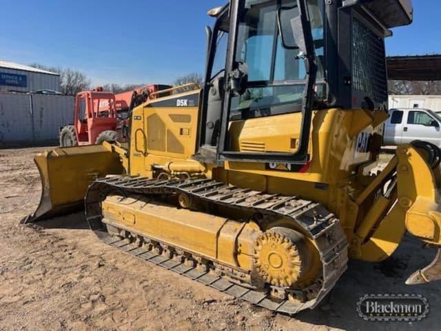 Image of Caterpillar D5K XL equipment image 2