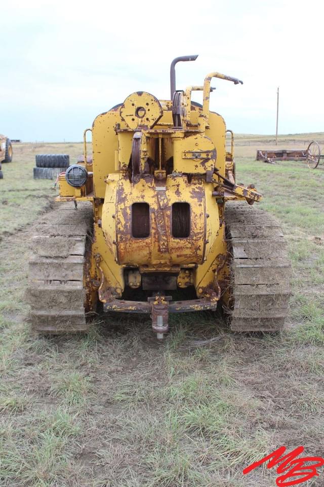 Image of Caterpillar D6 equipment image 4