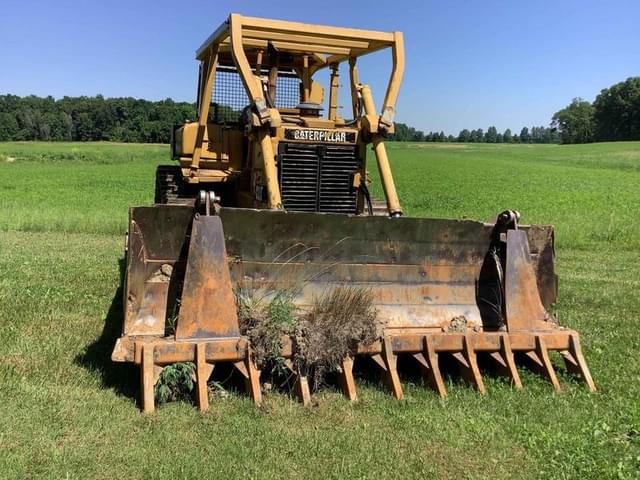 Image of Caterpillar D6H equipment image 3
