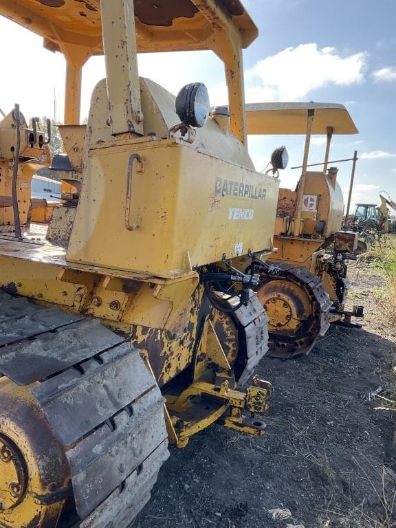 Image of Caterpillar D6C equipment image 1