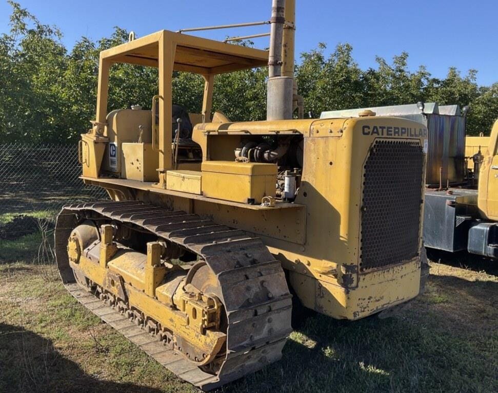 Main image Caterpillar D6C