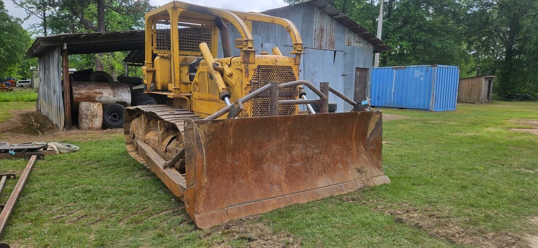 Image of Caterpillar D6C Image 1