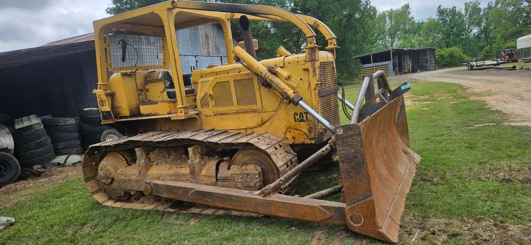 Image of Caterpillar D6C Image 0