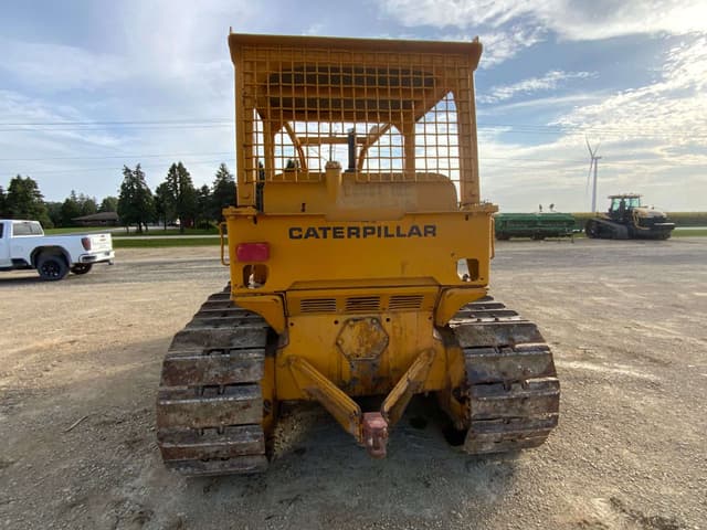 Image of Caterpillar D6C equipment image 3