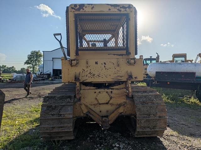 Image of Caterpillar D6C equipment image 3