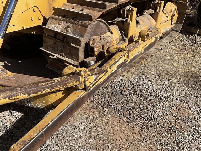 Image of Caterpillar D6D equipment image 3