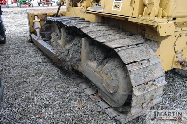 Image of Caterpillar D6D equipment image 4