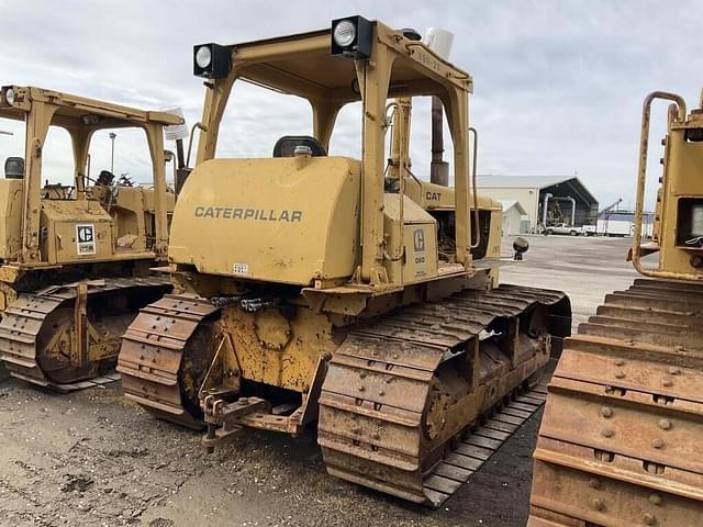 Image of Caterpillar D6D equipment image 2