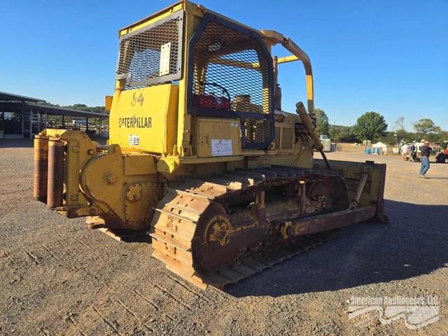 Image of Caterpillar D6D equipment image 4