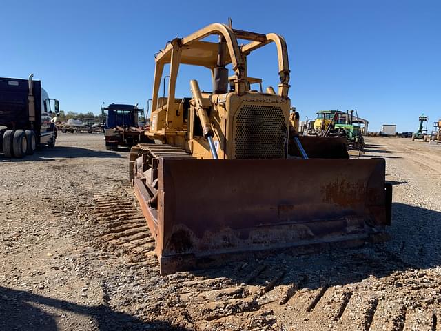 Image of Caterpillar D6D equipment image 4