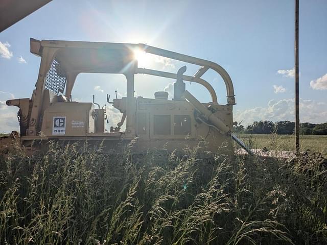 Image of Caterpillar D6D equipment image 3